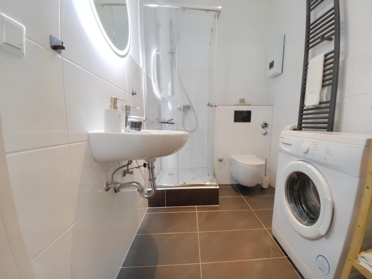 Milpau Recklinghausen1 - Modernes Und Zentrales Premium-Apartment Mit Queensize-Bett, Netflix, Nespresso, Smart-Tv Und Privatparkplatz Ngoại thất bức ảnh